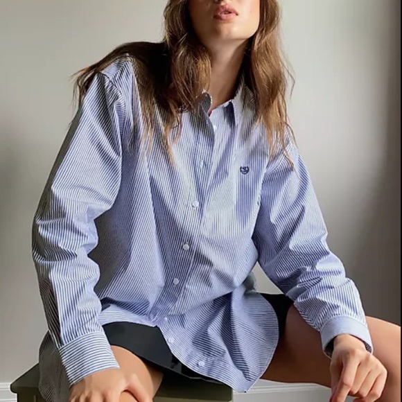 Aritzia Sunday Best Future Button-up Shirt in Stripe - Picture 2 of 8